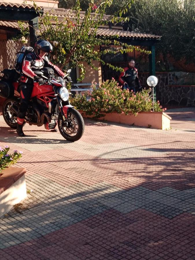 Arbatax Le Terrazze Sul Mare Aparthotel Εξωτερικό φωτογραφία